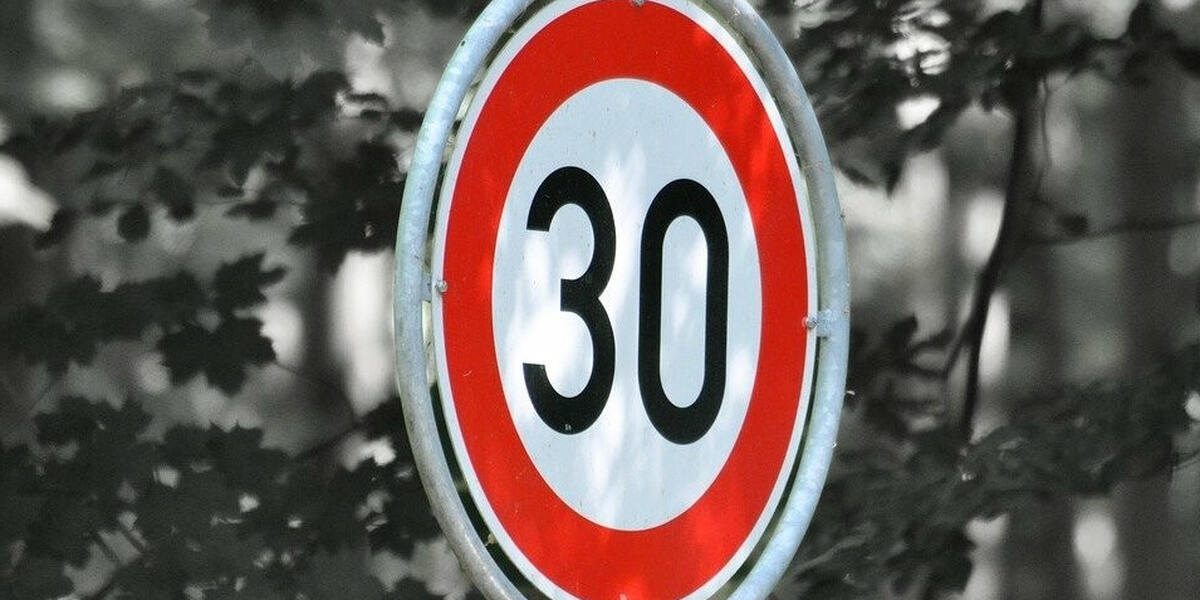 Offiziell wegen Lärmschutz: Am Klinkerberg in der Augsburger Innenstadt jetzt Tempo 30