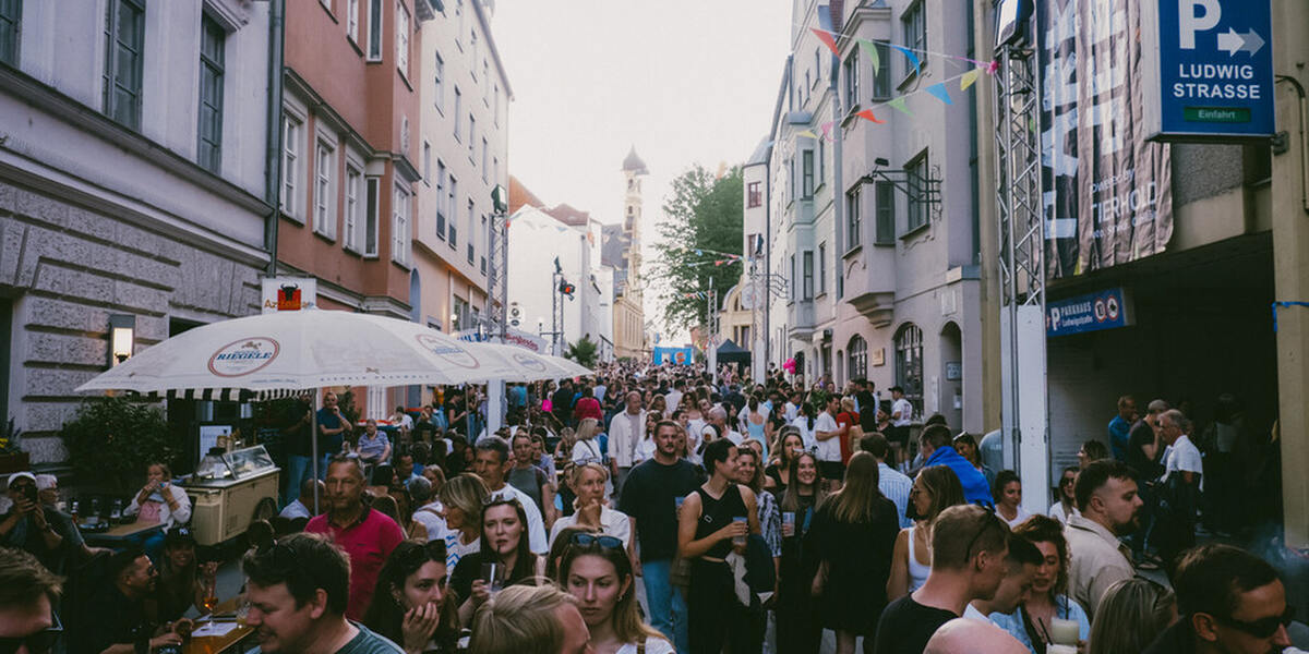 Viertelfest im Theaterquartier Augsburg – Ein Wochenende voller Kultur und Straßensperrungen ab heute