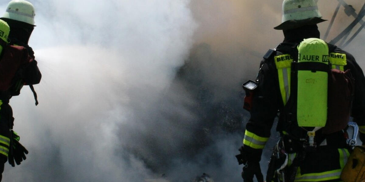 Holzgünz: Brennende Krähe löst Wiesenbrand aus