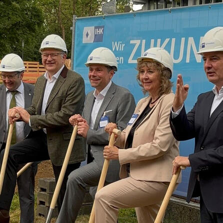 IHK Schwaben/Augsburg: Spatenstich für 40-Millionen-Projekt