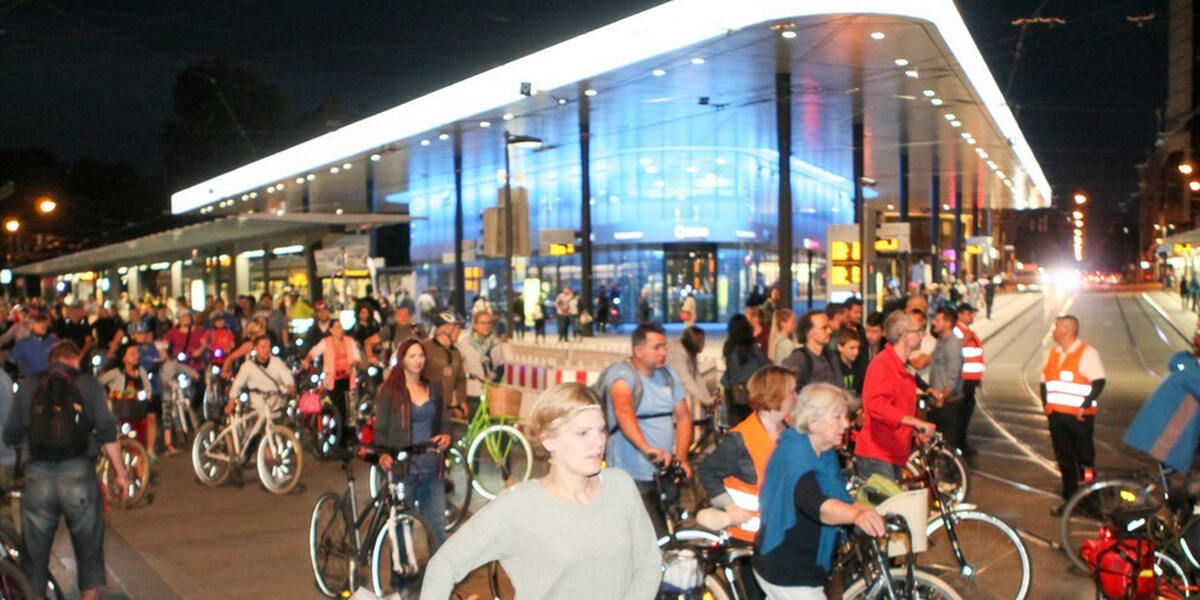 Morgen abend wieder große Fahrrad-Demo durch Augsburg