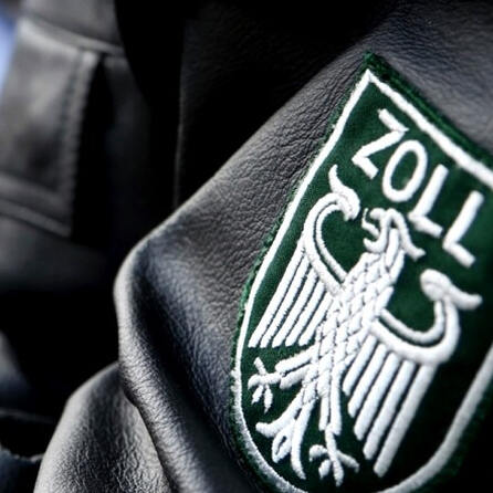 Großer Schlag gegen Schwarzarbeit und illegale Beschäftigung: Zoll Augsburg nimmt in Memmingen und Umgebung mehrere Objekte hoch