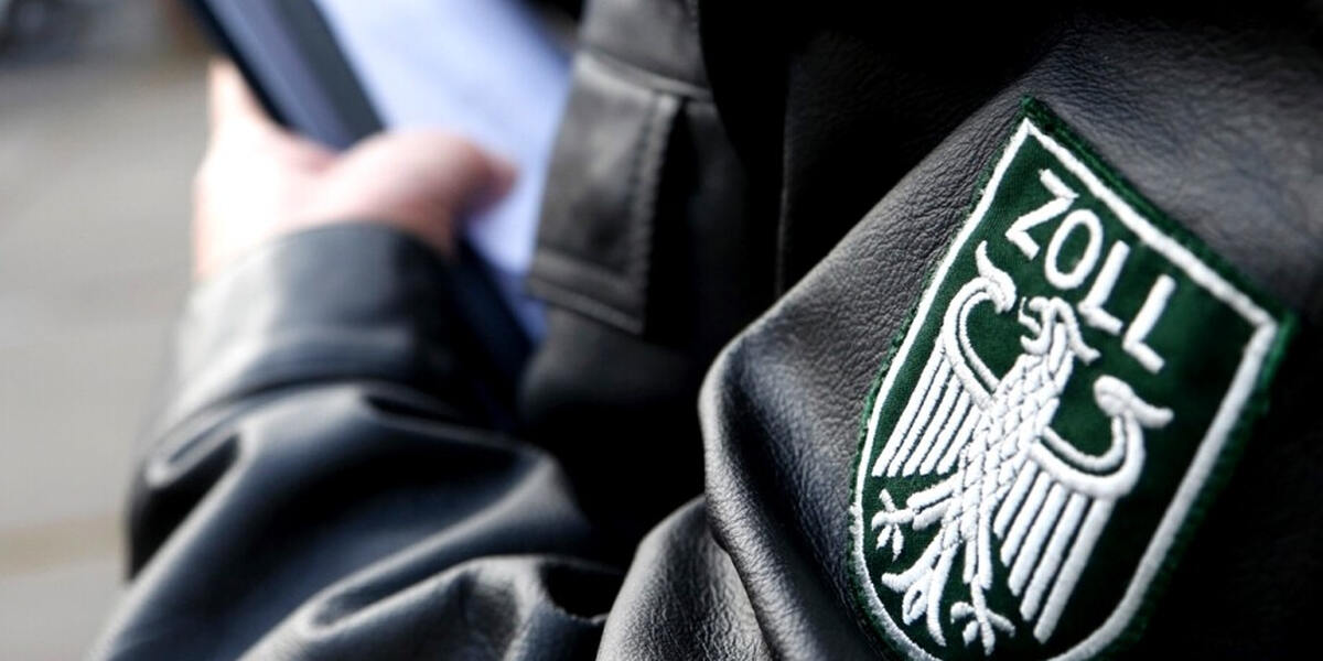 Großer Schlag gegen Schwarzarbeit und illegale Beschäftigung: Zoll Augsburg nimmt in Memmingen und Umgebung mehrere Objekte hoch