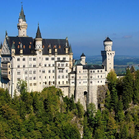Schloss Neuschwanstein begrüßt 75-millionste Besucherin
