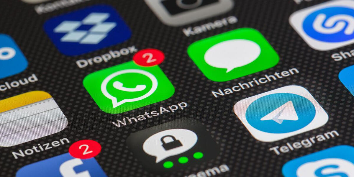 Betrugsmasche über WhatsApp: Gauner erbeutet in Aichach vierstelligen Betrag 