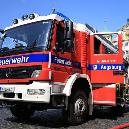Augsburg-Lechhausen: Brandstiftung in Bushaltestelle