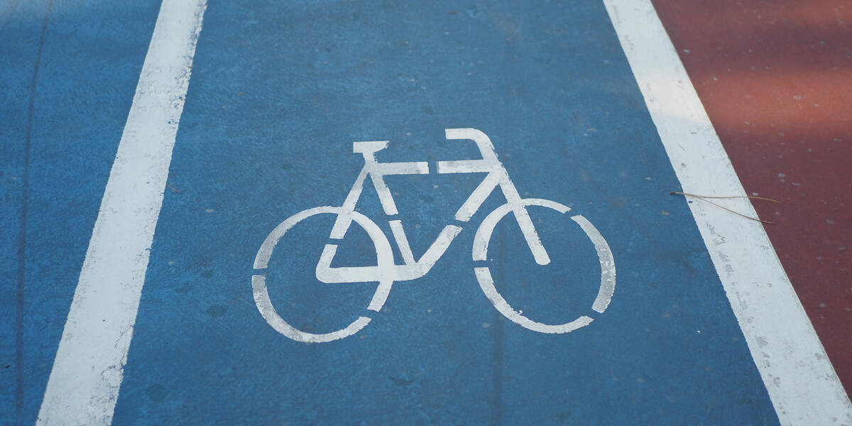 Augsburgs erste Fahrradstraße in der Hallstraße ab November - Schutz von Schülern geht vor