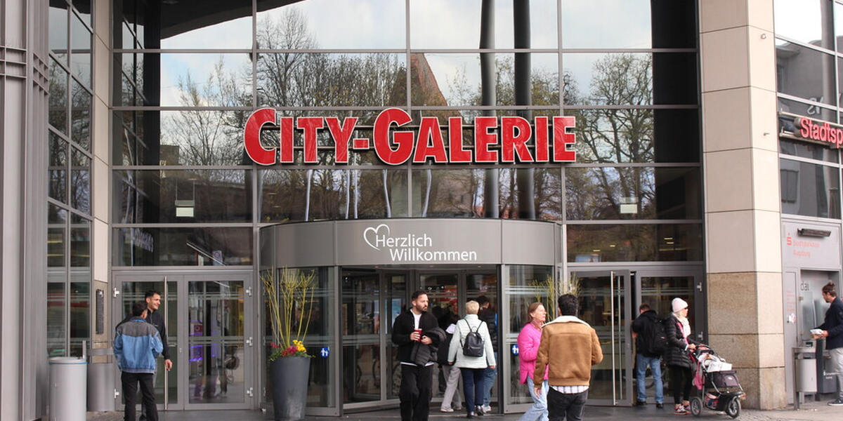 Für den Ernstfall geprobt: Räumungsübung in der City-Galerie Augsburg