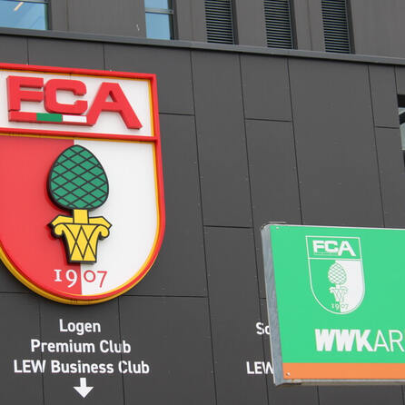 FC Augsburg: Rassistische Beleidigung und Todesdrohung gegen Rotsünder Bah