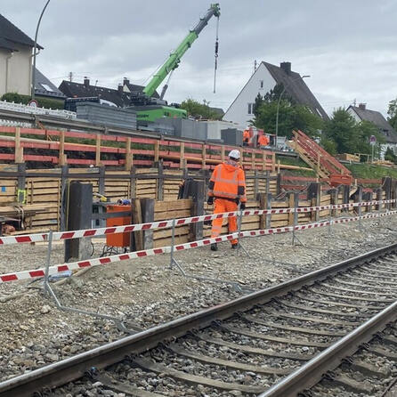 Baustelle Friedberg: Bahnstrecke zwischen Augsburg-Hochzoll und Dasing noch länger blockiert