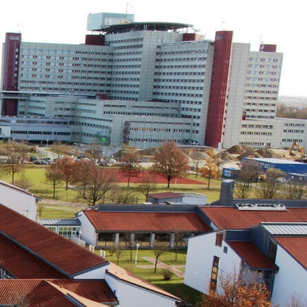 Uniklinik Augsburg lockert Besuchsregel