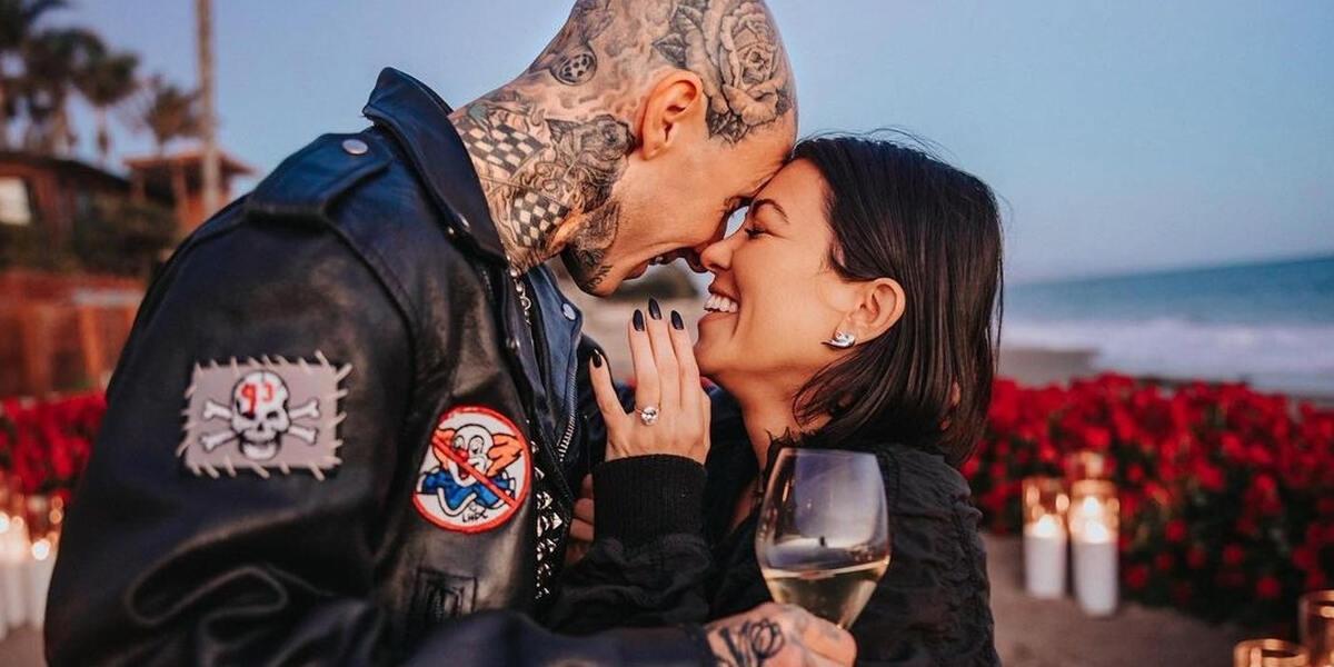 Kourtney Kardashian & Travis Barker: Offiziell verheiratet!