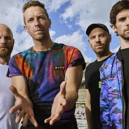 Ukrainischer Kinderchor steht mit Coldplay auf der Bühne