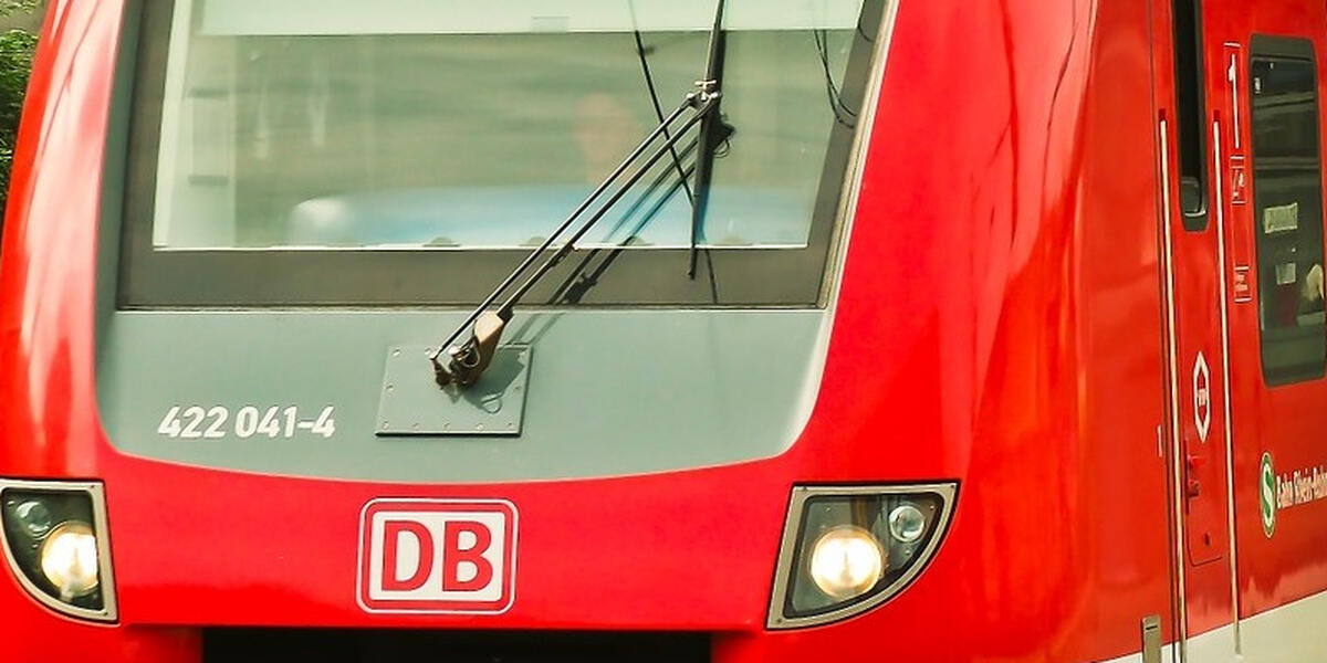 Regionalzug brennt: Fahrgäste müssen Bahn in Schwabmünchen verlassen