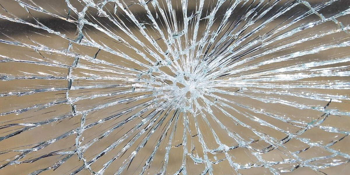 Steinewerfer halten Augsburger Polizei auf Trab - Mehr als 25 Fälle wurden schon gezählt