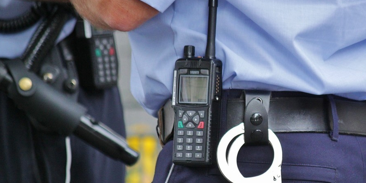 Chaos Am Traumstrand: Migranten Rennen Durch Badegäste – Was Die Polizei Jetzt Sagt! - aj1ly5a